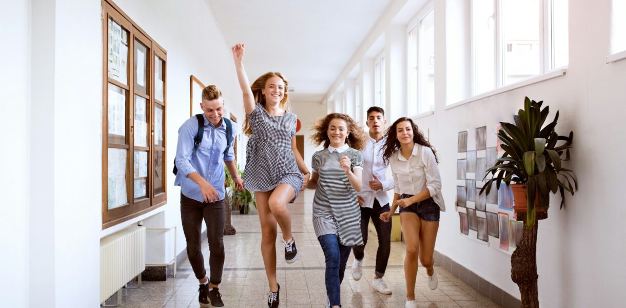 Jak wspierać dorastające dziecko